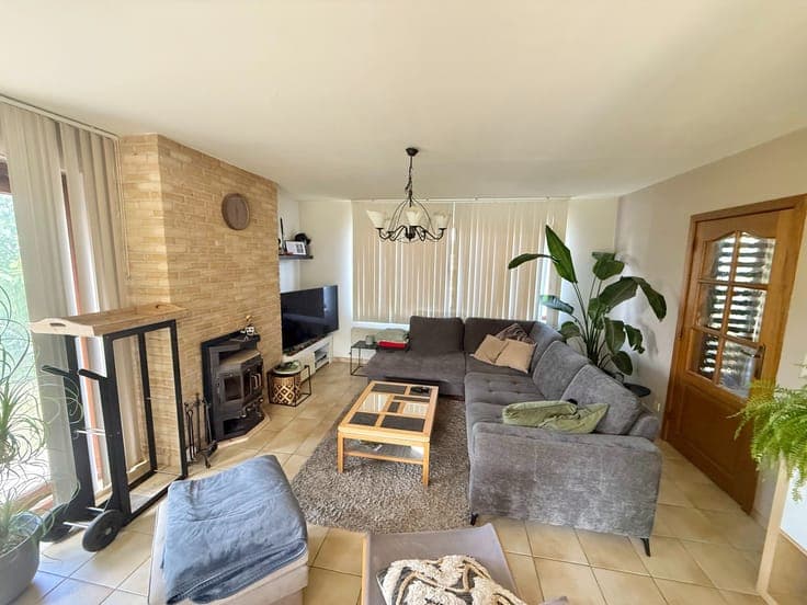 Villa op prachtig perceel van 870 m² in rustige omgeving ...