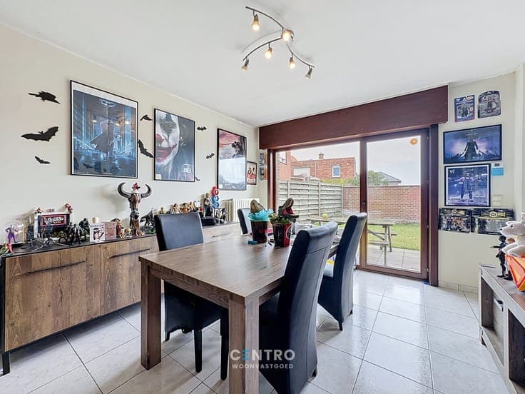 HOB met 3 ruime slpks, garage en ZUIDger. tuin!