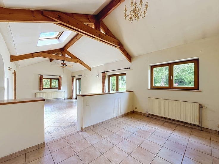 Lasne/Céroux - House on a 1920m² plot of land to renovate