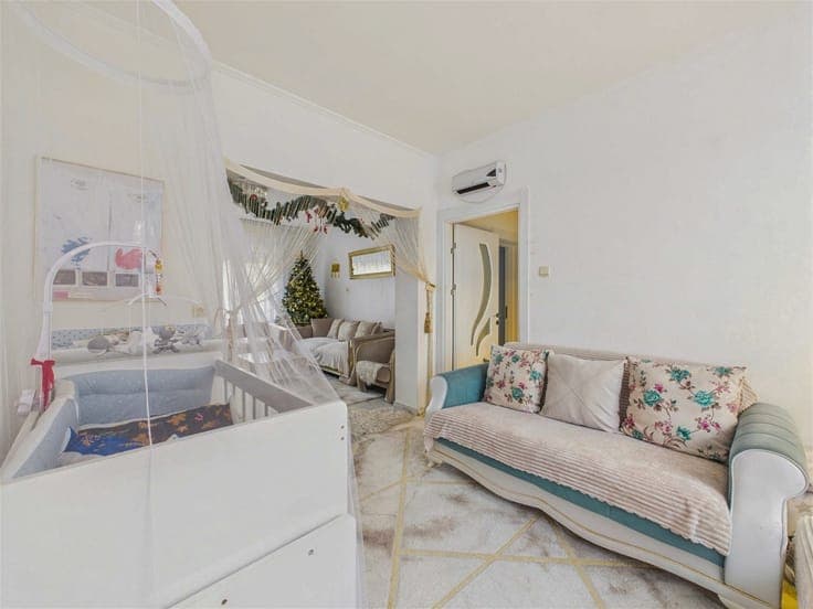 Semi-detached house with garden in Landen