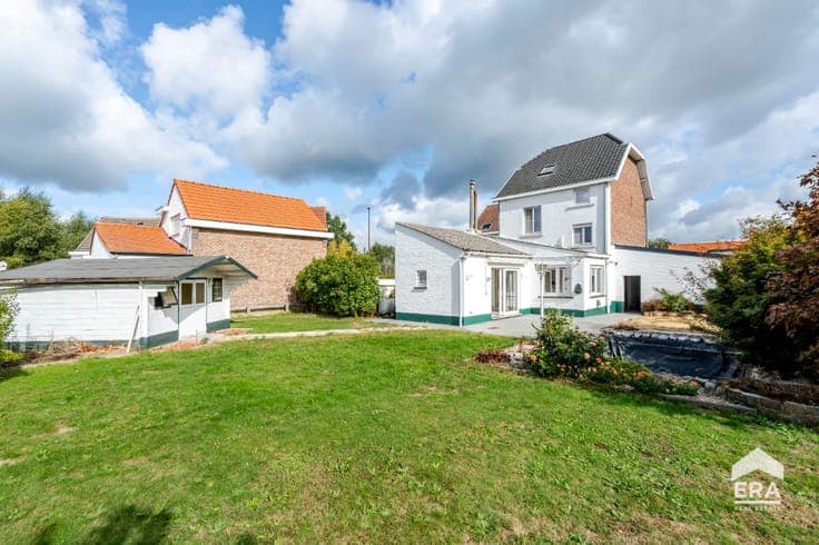 House in Ternat
