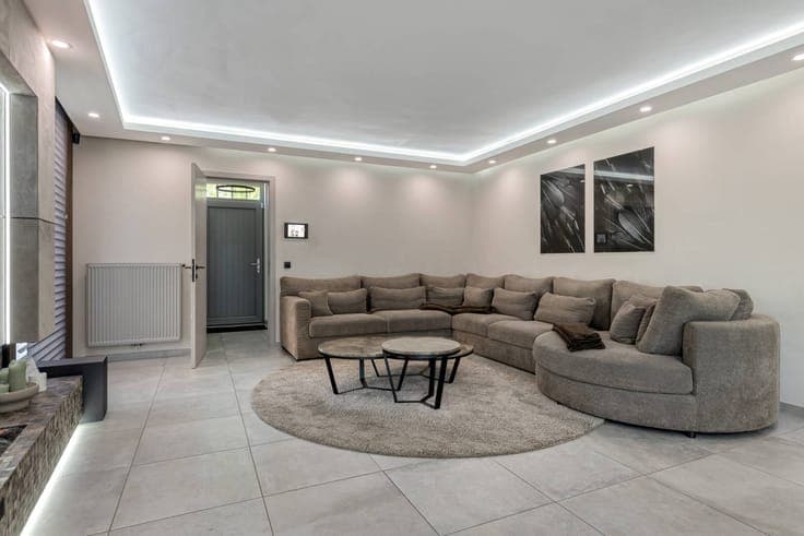 Ready to move in 4 bedroom family home in the center of Esse