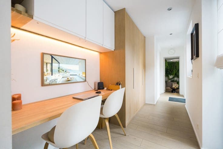 Renovated 4-Bedroom House near Place Dumon
