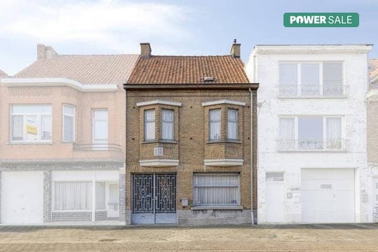 Very spacious house (282m²) with EPC C in Roeselare