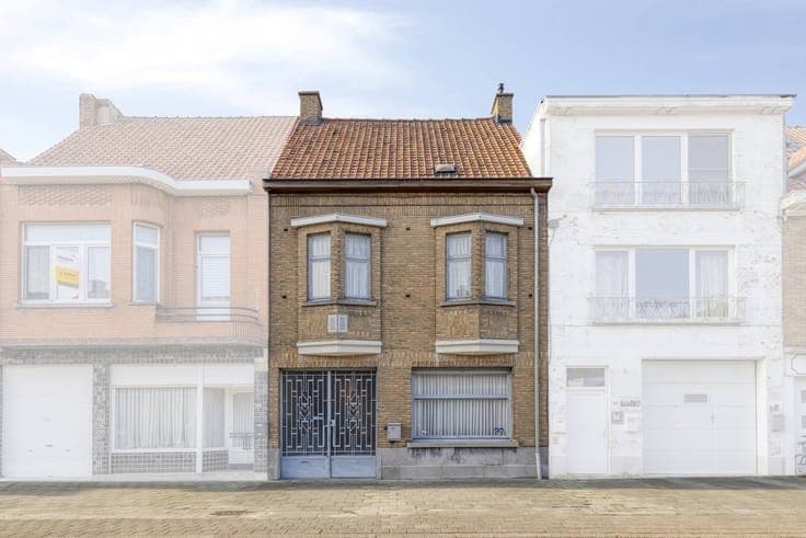 Very spacious house (282m²) with EPC C in Roeselare