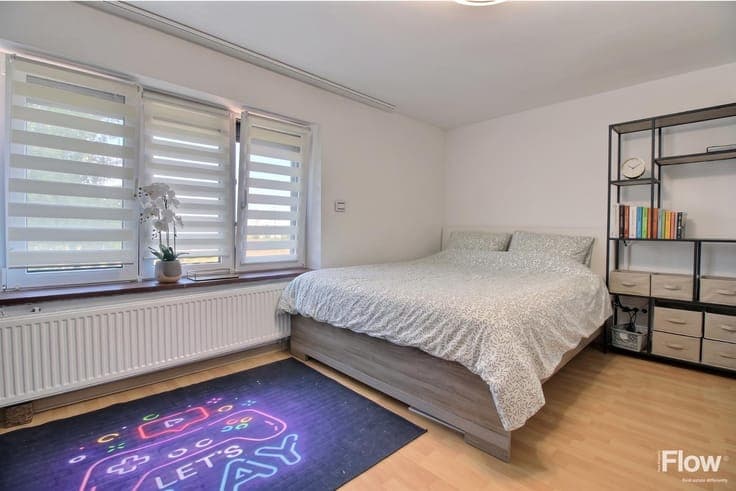 3-bedroom house with garden