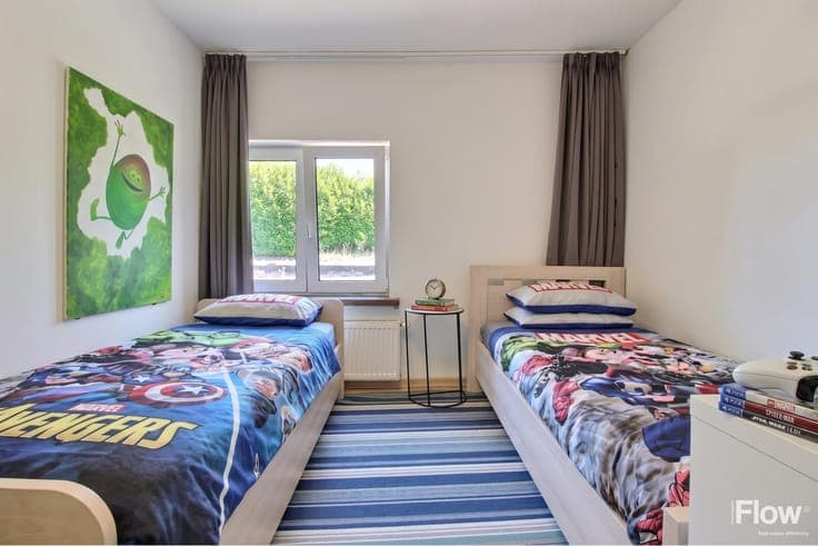 3-bedroom house with garden