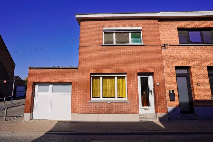 Te renoveren woning met veel potentieel