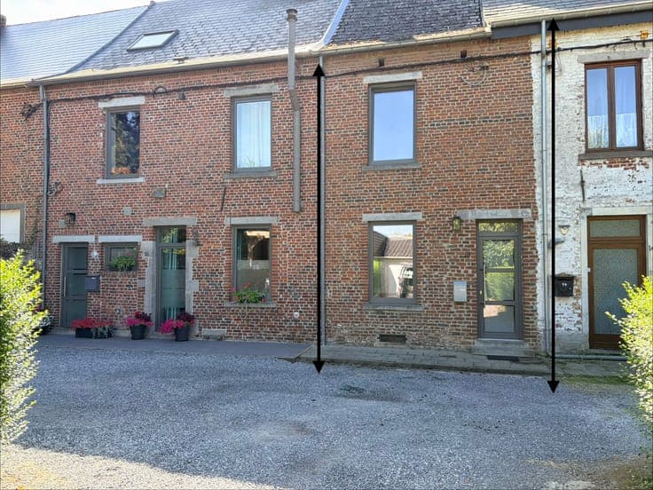 House in Les Bons Villers