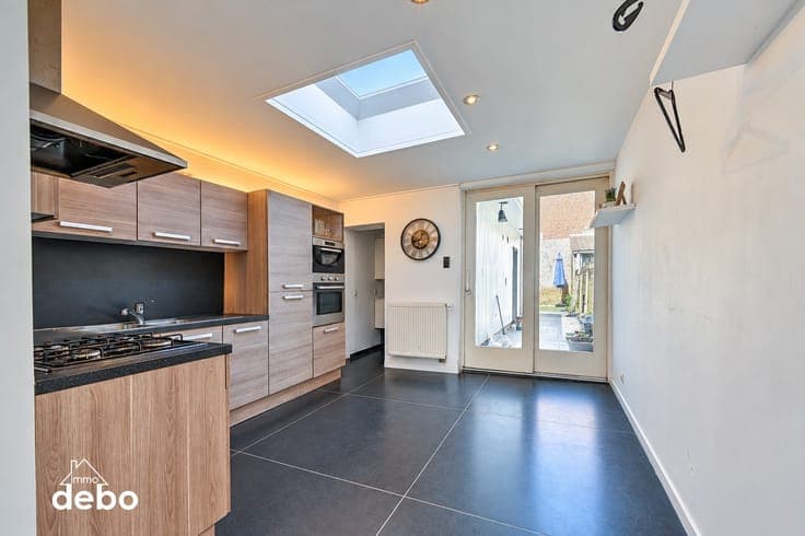GEZELLIGE WONING MET RUIMTE