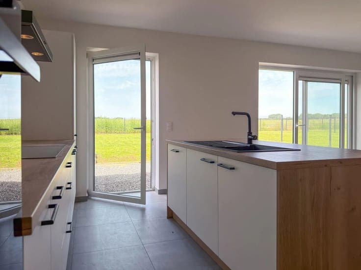 Sale - House Mettet - 355,000 €