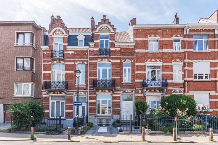 Place Vander Elst- 5 bedrooms house, garden & parking