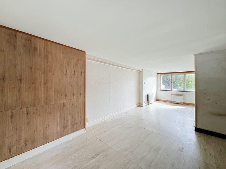 Maison 1 chambre à rénover avec terrasse et jardin