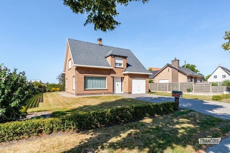 Solid detached house with 3 bedrooms for sale in Adegem