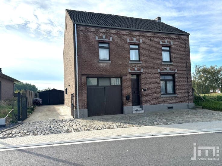 Goed onderhouden woning met 3 slaapkamers en vrij uitzich...