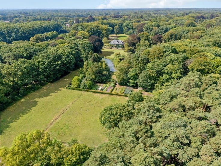 Domain Haezenveld - timeless grandeur in a green oasis