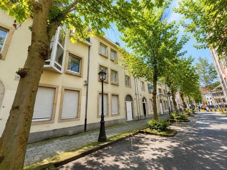 Sablon, charming house with terrace quiet and green
