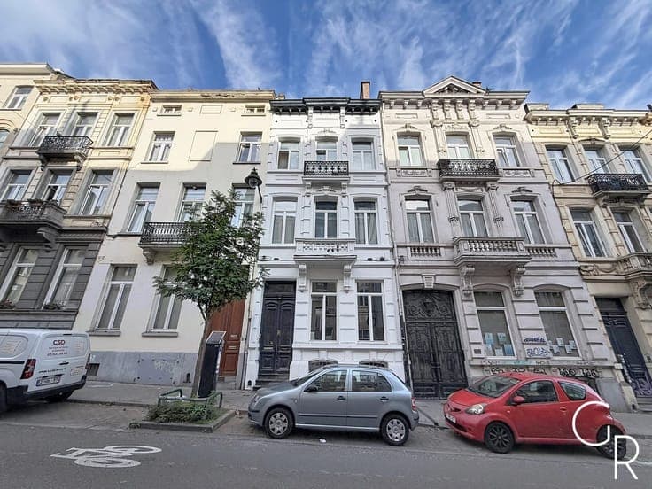 Investment property – 4 units