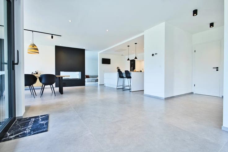 Modern Villa Surrounded by Nature in Burdinne, Belgium