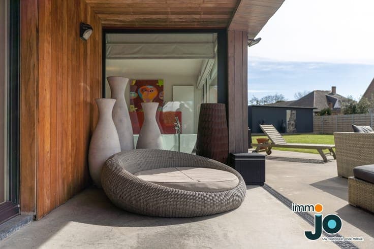 Exclusive property close to the sea in Bredene – a unique...
