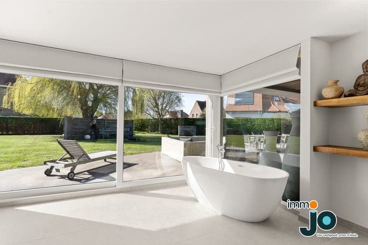 Exclusive property close to the sea in Bredene – a unique...