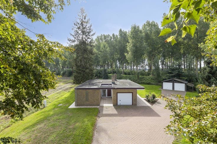 Idyllically located house in Moerkerke (Damme)