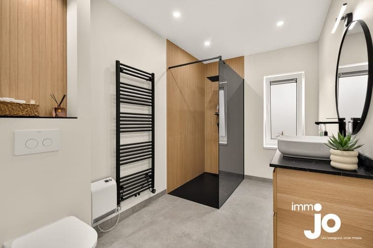 Fully renovated family home in Ostend with 5 to 6 bedroom...