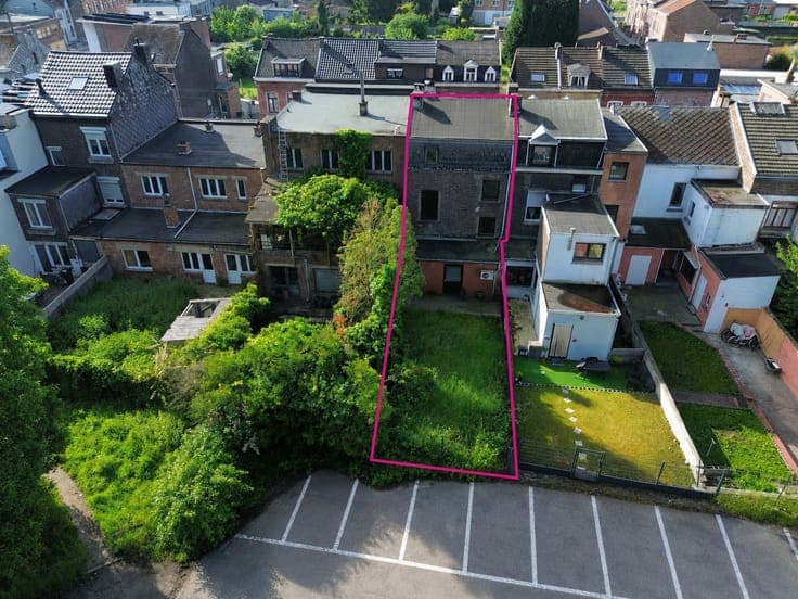 IMMEUBLE DE RAPPORT AVEC REZ-COMMERCIAL + DUPLEX 2 CH - JARD