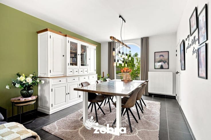Modern wooncomfort in een instapklare woning met 4 slaapk...