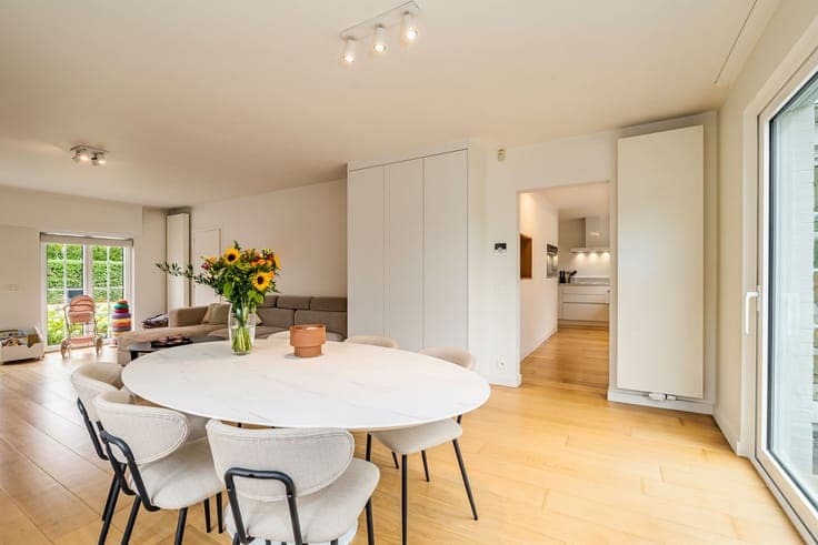 Bright villa with beautiful garden in peaceful setting