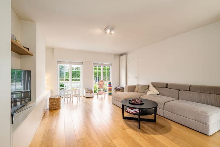 Bright villa with beautiful garden in peaceful setting