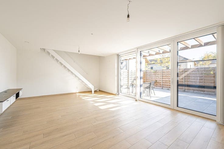Recent semi-detached house with EPC A, 3 bedrooms, garden,