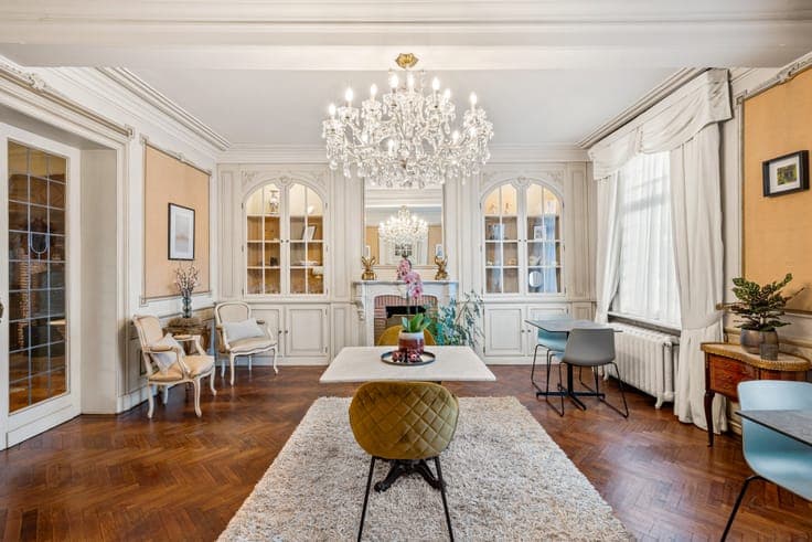 Beautiful mansion with 8 bedrooms on 1,510 m² in Balen