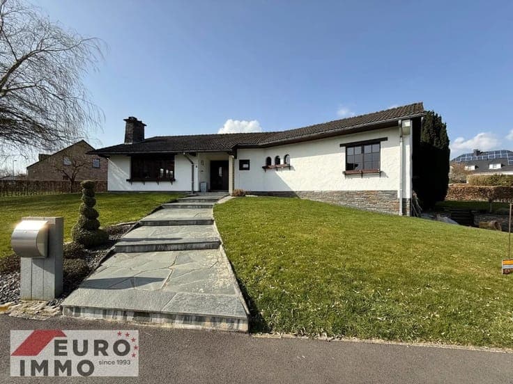 Sale - Bungalow Sankt Vith - 460,000 €