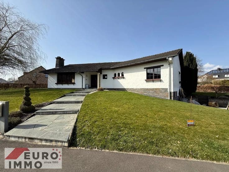 Sale - Bungalow Sankt Vith - 460,000 €