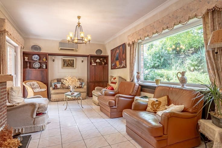 Bungalow une chambre sur terrain de 610 m² situé à Embourg