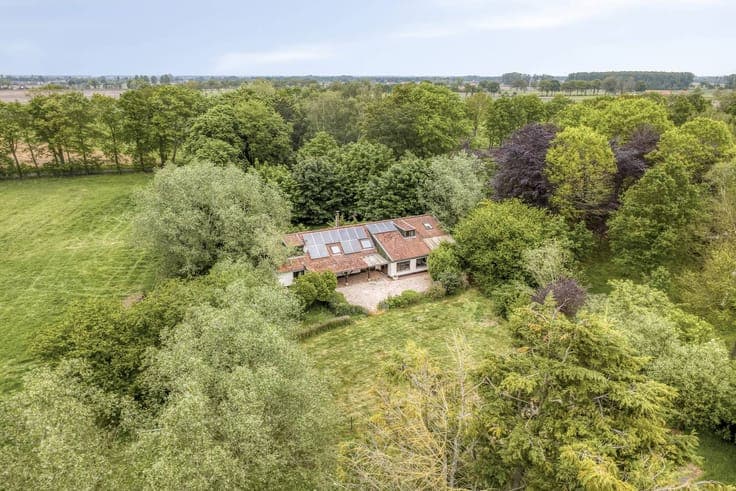 Exceptionally located house (14,953m²) along Haantjesveld in