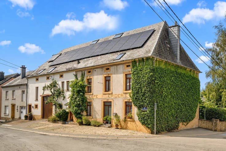 Sale - Village house Aubange - 1,035,000 €