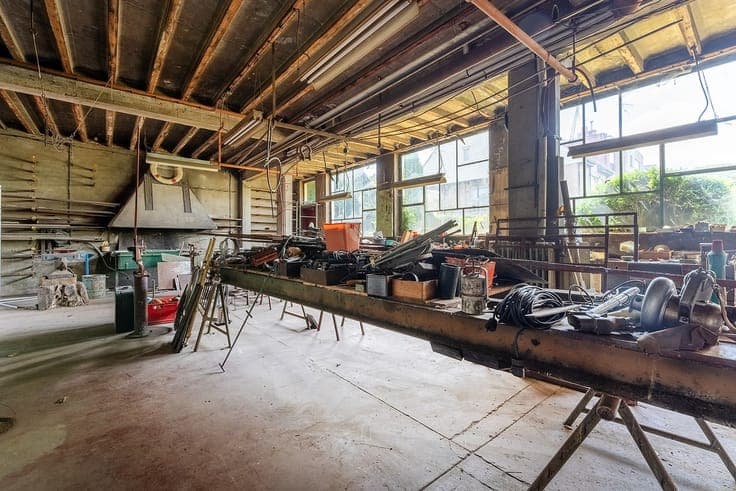Uitzonderlijke gezinswoning (275m²) met ruim atelier, zon...