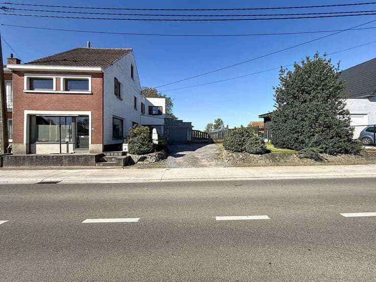 Verder te renoveren woning, 3 slpks, opp 10a 20ca