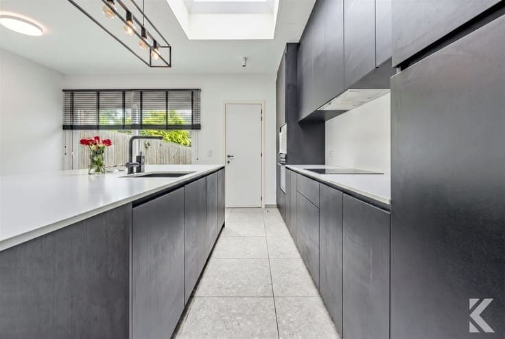 Fully renovated 4-bedroom home with a garden.