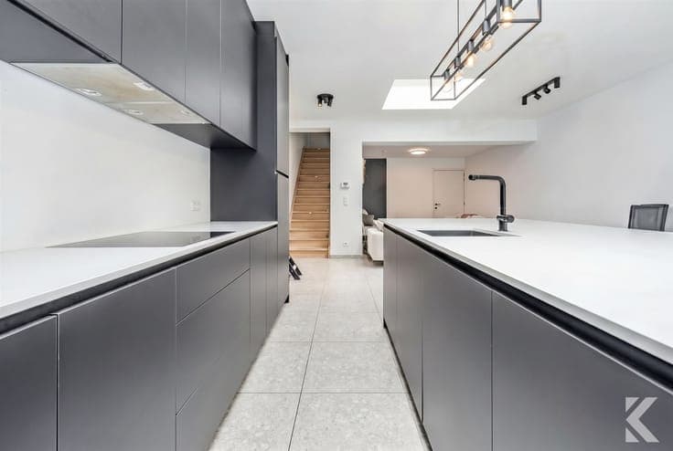 Fully renovated 4-bedroom home with a garden.