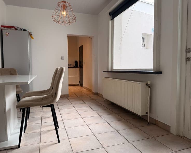 Charmante woning met 4 kamers.