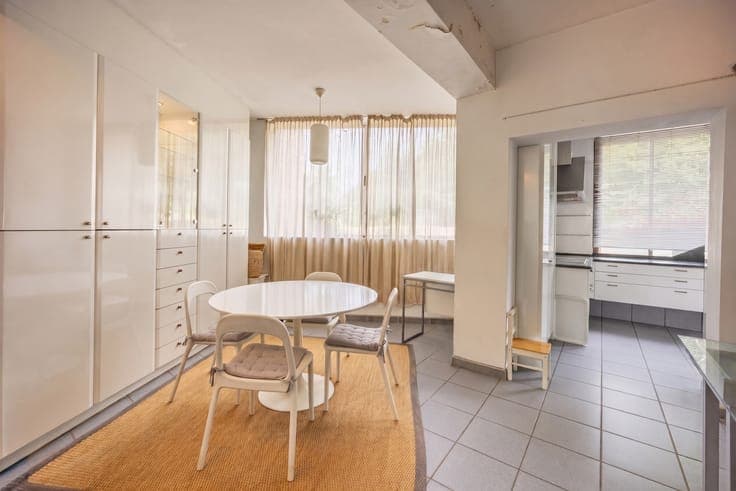 Magnificent house located in the Hocheporte district