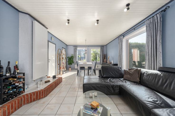Semi-detached house with garden in Lebbeke