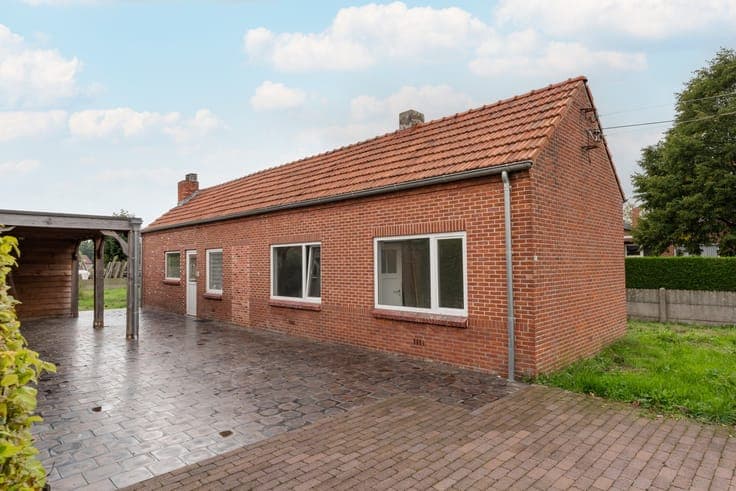 Landelijk gelegen open bebouwing ideaal voor alleenstaand...