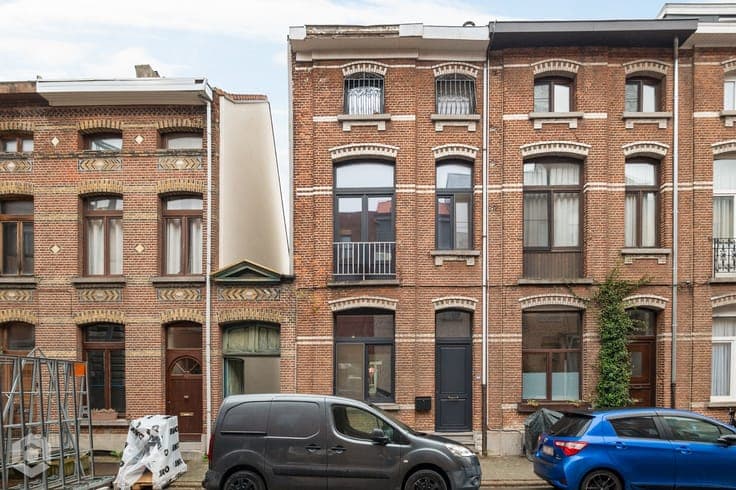 Ruime woning met 3 slpkrs te Mechelen