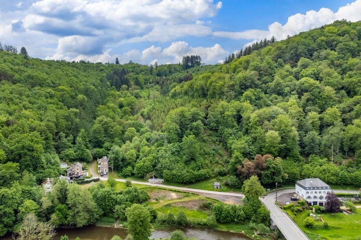 Commercial property in the heart of the Semois Valley