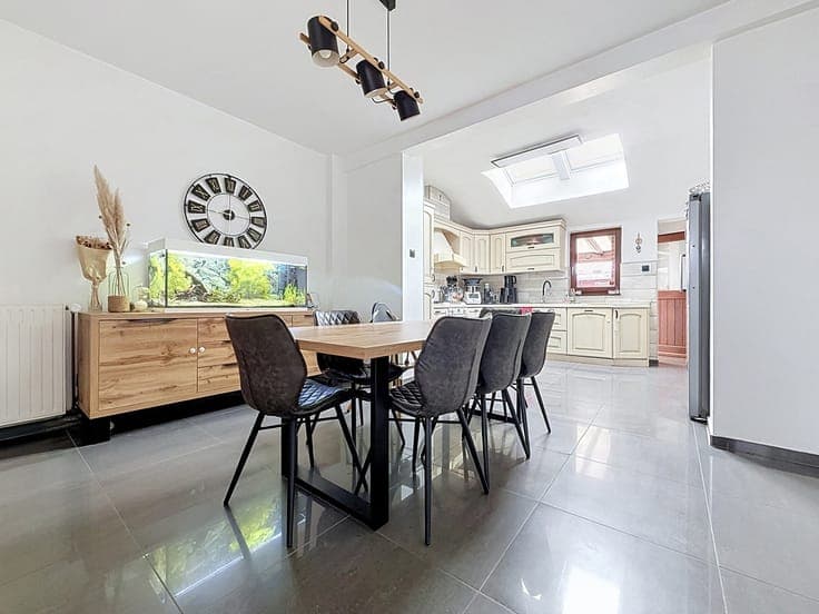 đĄ Maison rĂ©novĂ©e Ă Herstal, 2 chs avec terrasse, PEB D âïž