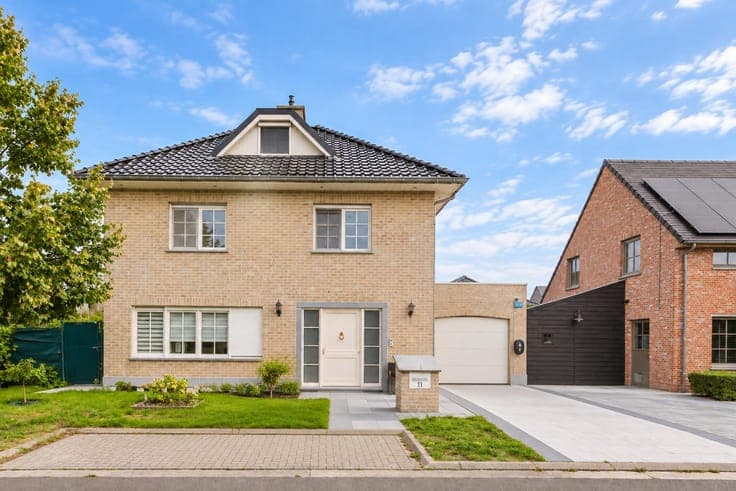 Move-in-ready 4-bedroom villa in Wondelgem (Ghent)